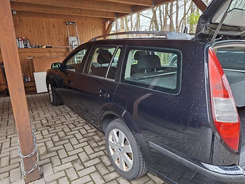 Gebraucht Ford Mondeo 92 PS (67 kW) 2007 Schwarz Kombi