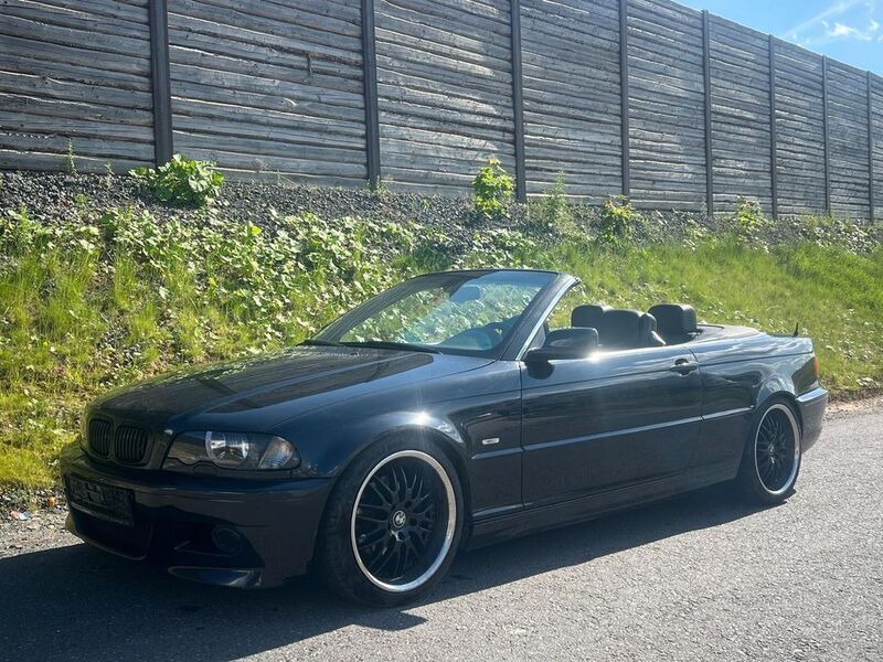 Schwarz Gebraucht 2001 BMW 320 Cabriolet Performance Cabrio | 6.999 € (Superpreis) - Bild 1/4