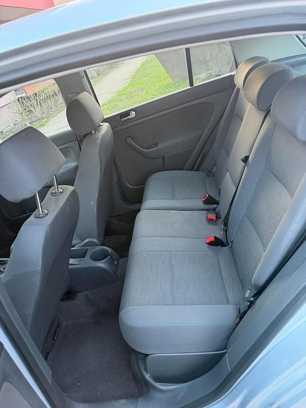 Gebraucht VW Golf IV 110 PS (80 kW) 2004 Silber Kleinwagen