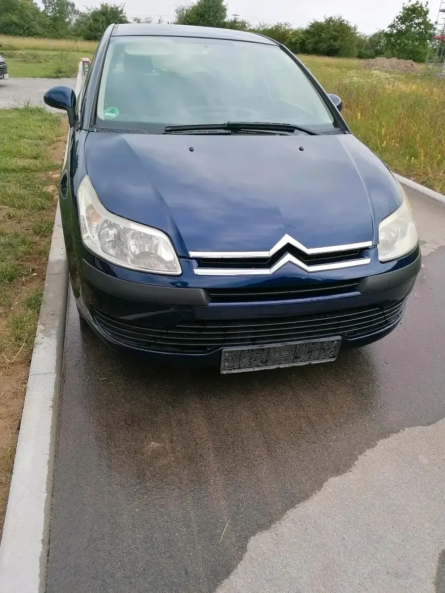 Gebraucht Citroën C4 88 PS (64 kW) 2008 Blau Kleinwagen