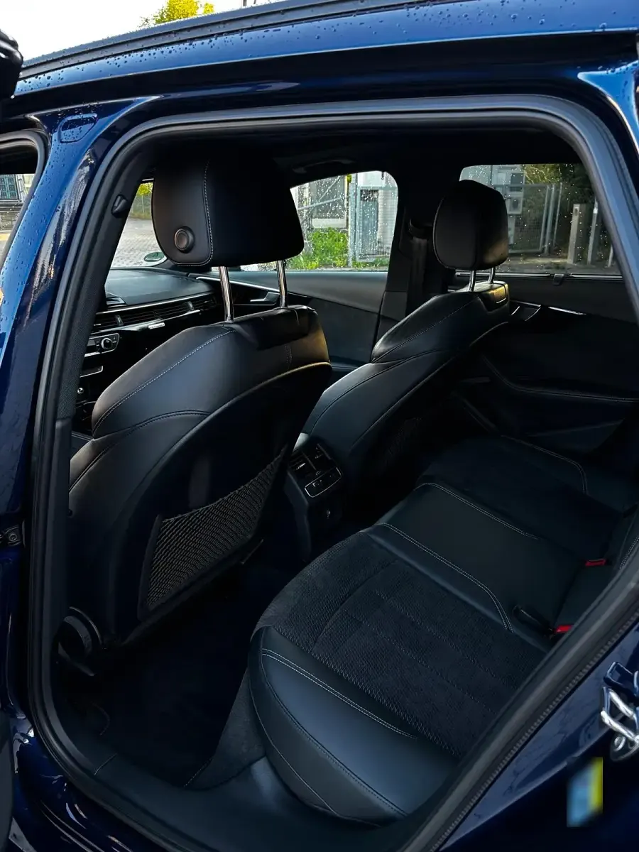 Gebraucht Audi A4 Comfort 286 PS (210 kW) 2020 Blau Kombi