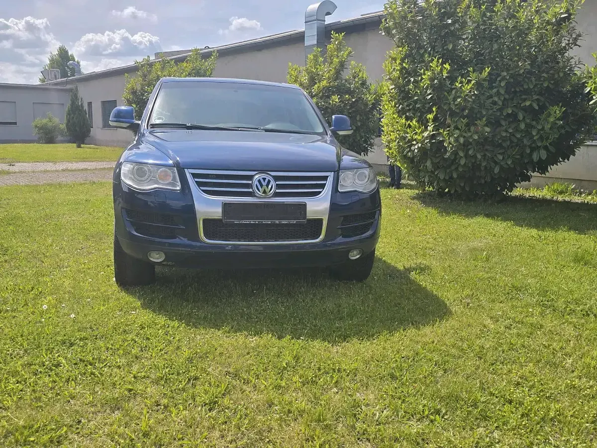 Gebraucht VW Touareg 240 PS (176 kW) 2007 Blau SUV