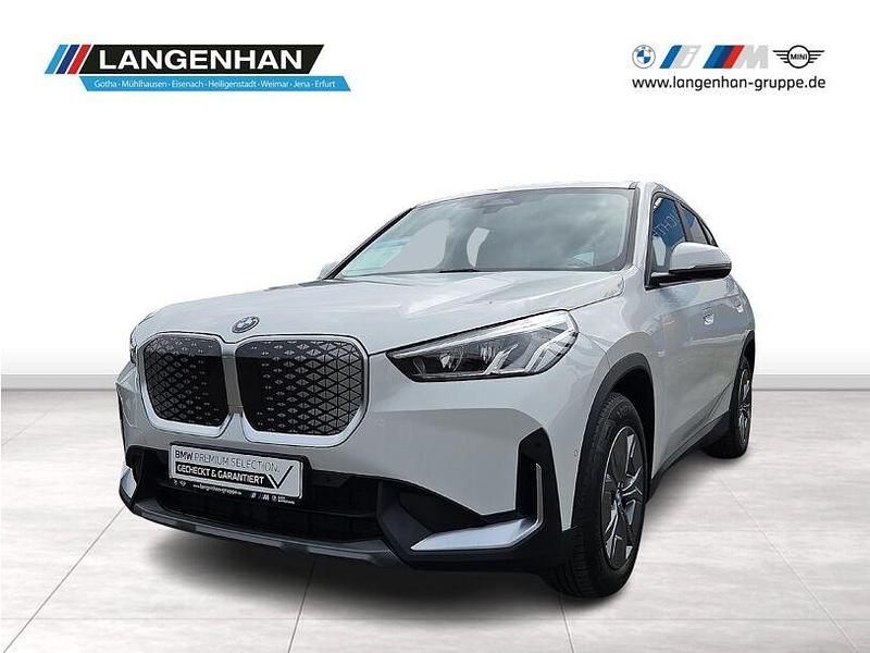 Gebraucht BMW iX1 Performance 230 kW (313 PS) 2023 Weiß SUV