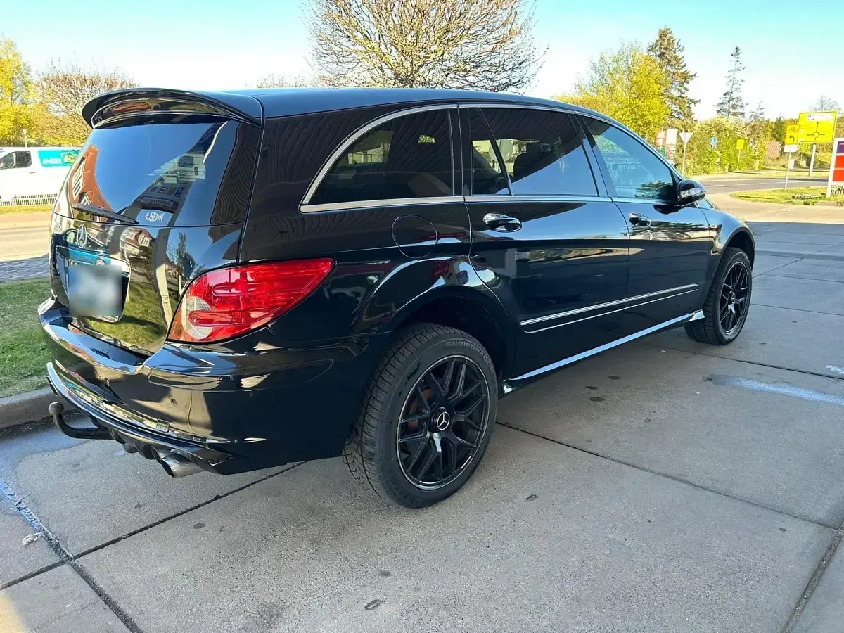 Gebraucht Mercedes R500 306 PS (225 kW) 2008 Schwarz Kombi