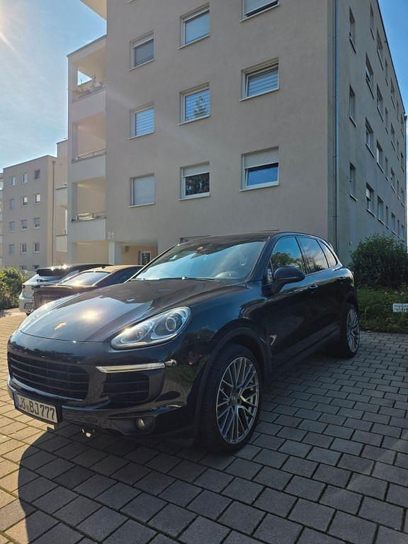 Gebraucht 2016 Porsche Cayenne SUV | 26.900 € (Fairer Preis) - Bild 1/4