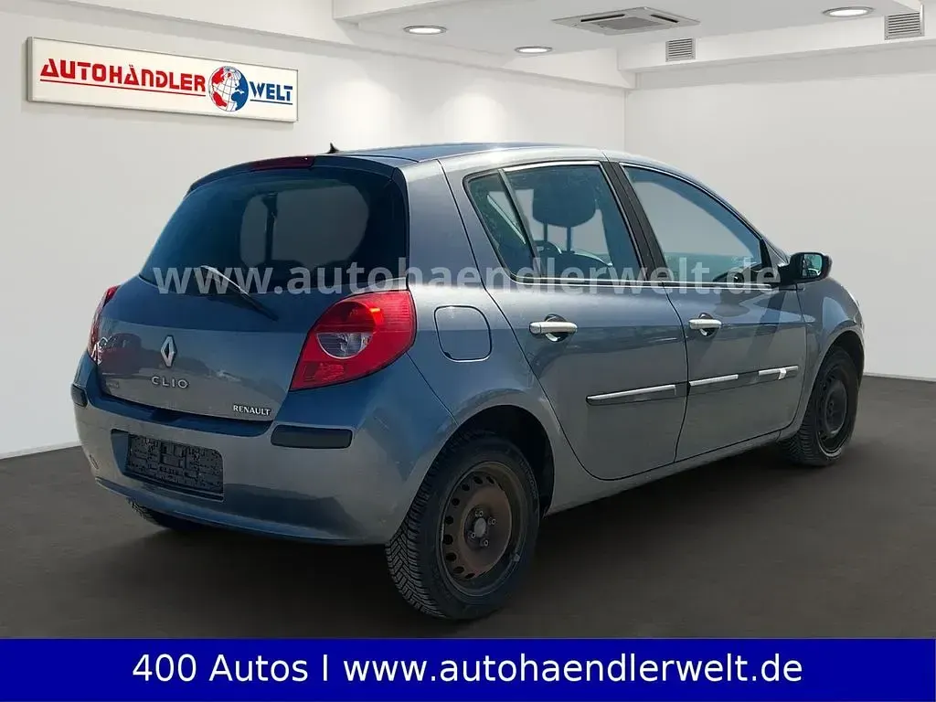 Gebraucht Renault Clio II Authentique 75 PS (55 kW) 2007 Blau Limousine