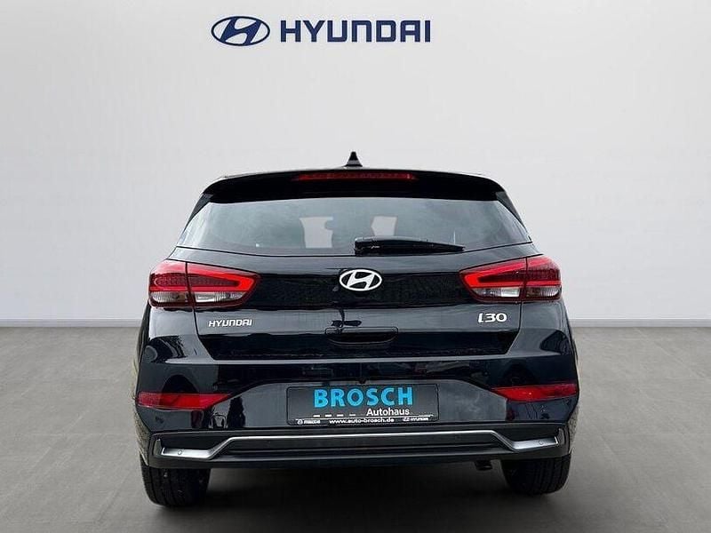 Gebraucht Hyundai i30 Advantage 140 PS (102 kW) 2025 Schwarz Limousine