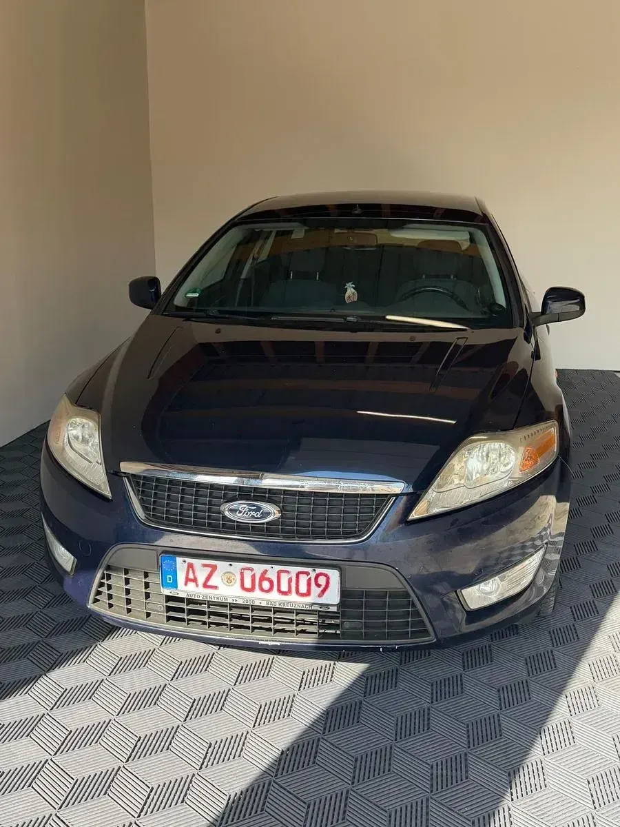 Gebraucht Ford Mondeo 116 PS (85 kW) 2009 Blau Kombi