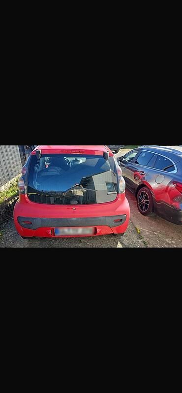 Gebraucht Citroën C1 70 PS (51 kW) 2007 Rot Kleinwagen