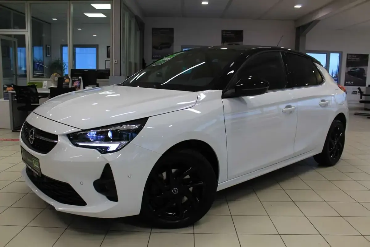 Gebraucht Opel Corsa GS Line 101 PS (74 kW) 2023 Jade weiss Kleinwagen