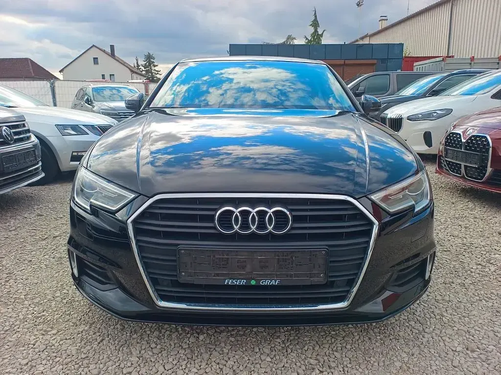 Gebraucht Audi A3 Sport 150 PS (110 kW) 2018 Schwarz Limousine