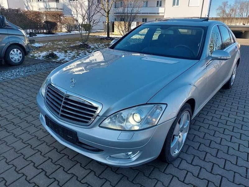 Gebraucht Mercedes S320 235 PS (172 kW) 2009 Iridiumsilber  metalliclack Limousine
