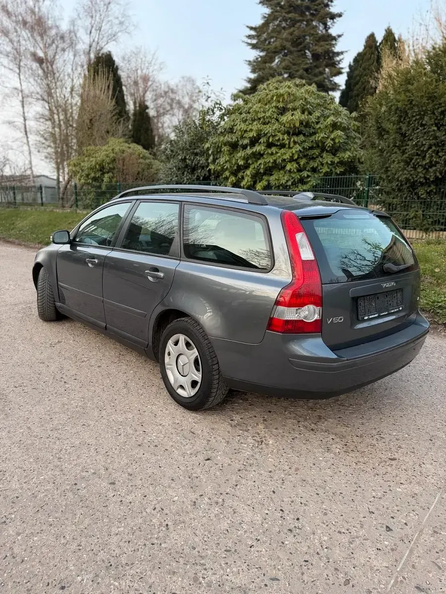 Gebraucht Volvo V50 125 PS (91 kW) 2007 Grau Kombi