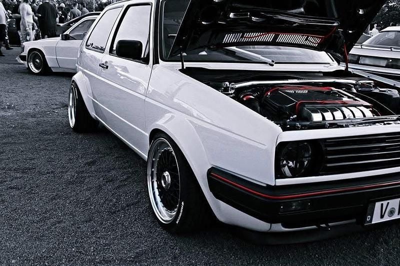 Second-hand VW Golf II 174 CP (127 kW) 1990 Alb Hatchback