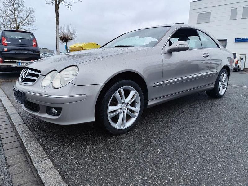 Gebraucht Mercedes CLK220 150 PS (110 kW) 2007 Grau Coupé