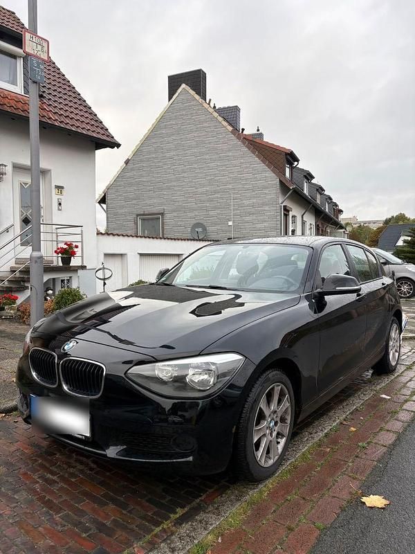 Gebraucht BMW 116 136 PS (100 kW) 2013 Schwarz Kleinwagen