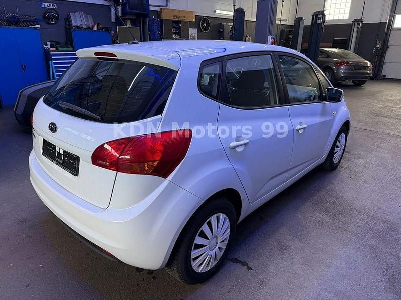 Gebraucht Kia Venga 90 PS (66 kW) 2012 Casa white Kleinwagen
