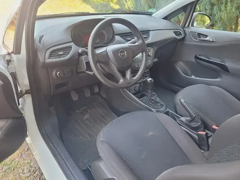 Gebraucht Opel Corsa Selection 69 PS (50 kW) 2017 Weiß Kleinwagen