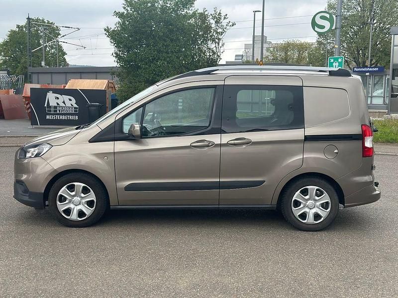 Second-hand Ford Transit 101 CP (74 kW) 2019 Argintiu Break