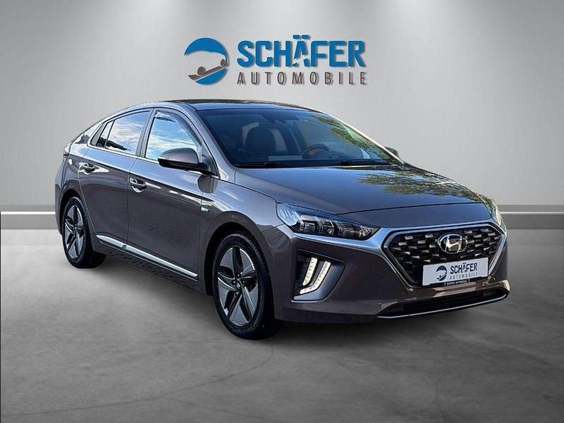 Gebraucht Hyundai Ioniq Premium 105 PS (77 kW) 2019 Grau Kleinwagen