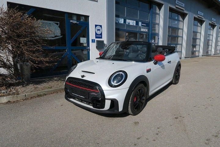 Gebraucht Mini John Cooper Works Cabriolet 231 PS (169 kW) 2024 Weiß Cabrio