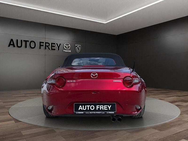 Gebraucht Mazda MX5 Selection 184 PS (135 kW) 2022 Soul red crystal m Cabrio