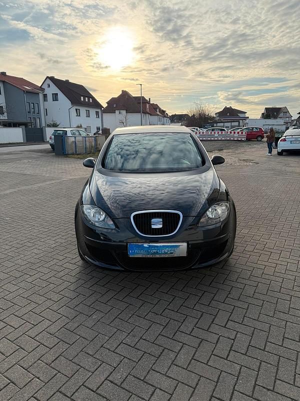 Schwarz Gebraucht 2006 Seat Altea Van / Kleinbus | 2.999 € (Teuer) - Bild 1/4