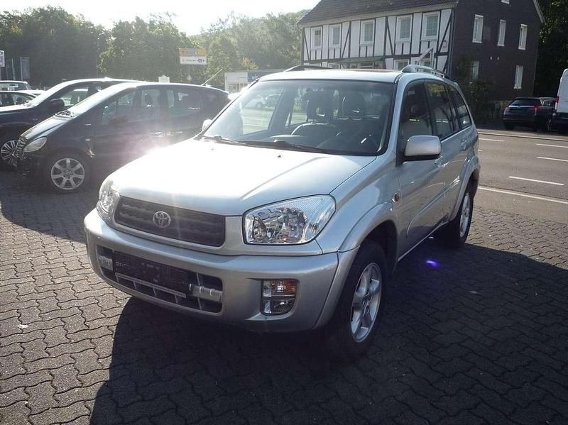 Silber Gebraucht 2003 Toyota RAV4 SUV | 5.999 € (Teuer) - Bild 1/4