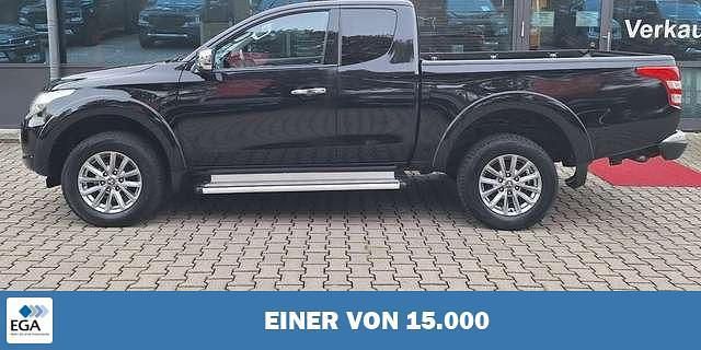 Schwarz metallic Gebraucht 2016 Mitsubishi L200 Plus Abholung | 24.980 € - Bild 1/1
