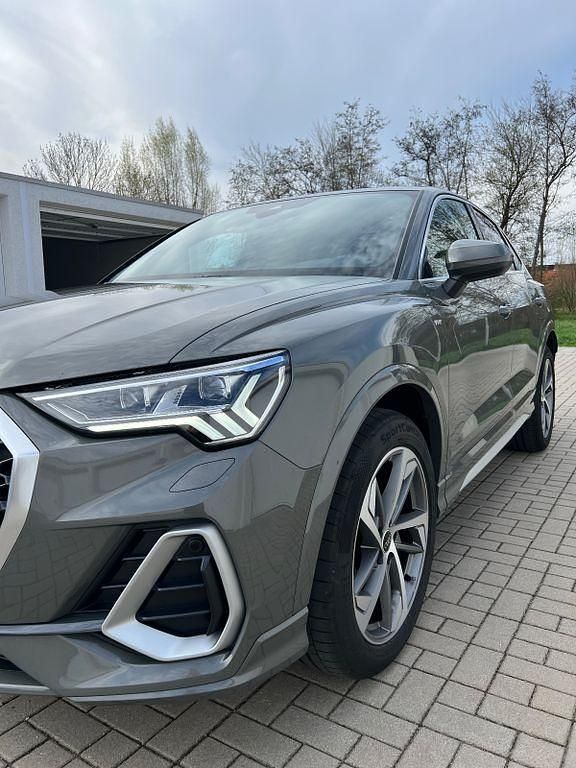 Gebraucht Audi Q3 Sportback S-Line 150 PS (110 kW) 2023 Grau SUV