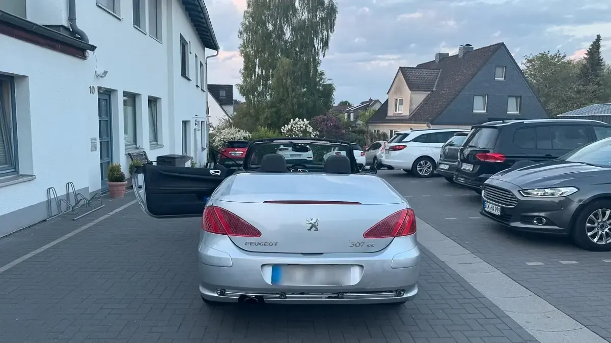 Gebraucht Peugeot 307 CC 136 PS (100 kW) 2004 Grau Cabrio