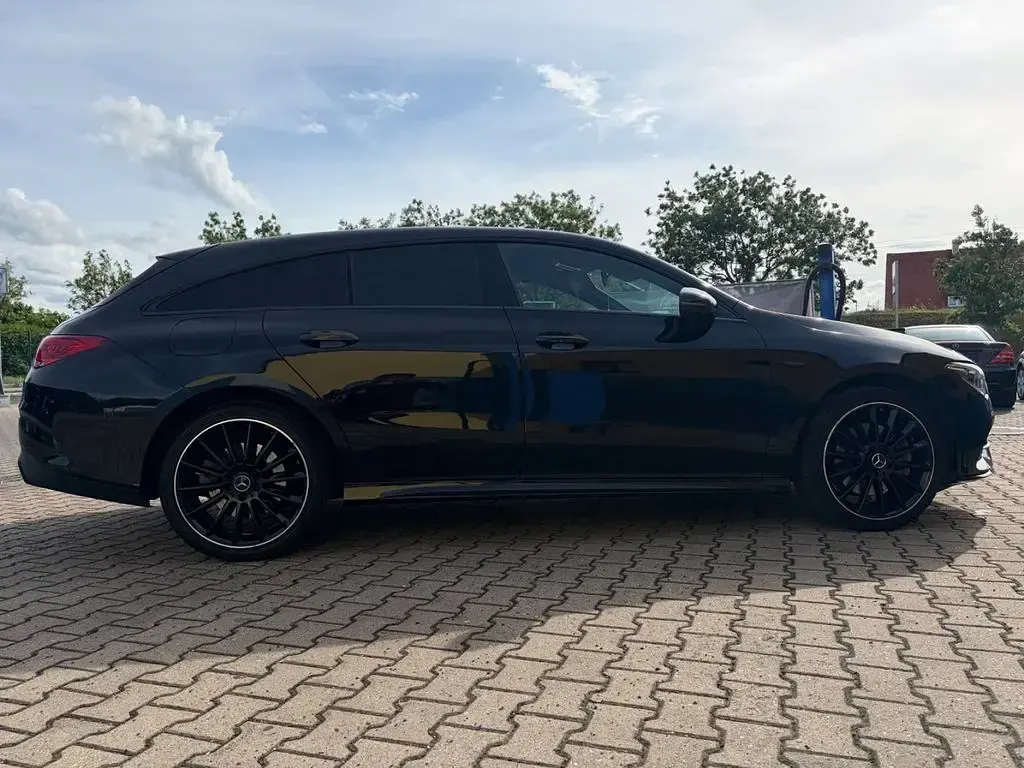 Gebraucht Mercedes CLA250e 218 PS (160 kW) 2021 Schwarz Coupé