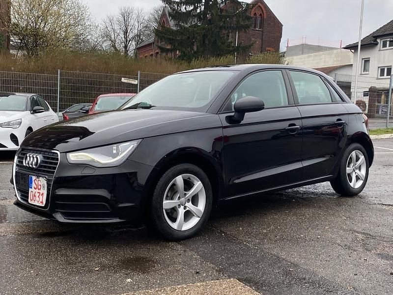 Gebraucht Audi A1 Sportback Ambiente 86 PS (63 kW) 2012 Schwarz Kleinwagen