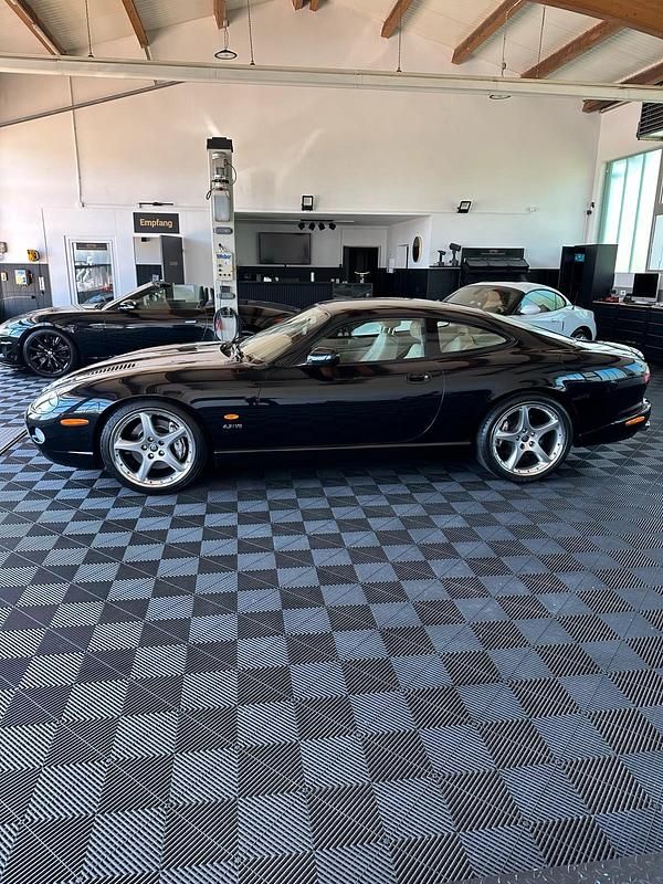 Gebraucht Jaguar XKR 395 PS (290 kW) 2004 Schwarz Coupé