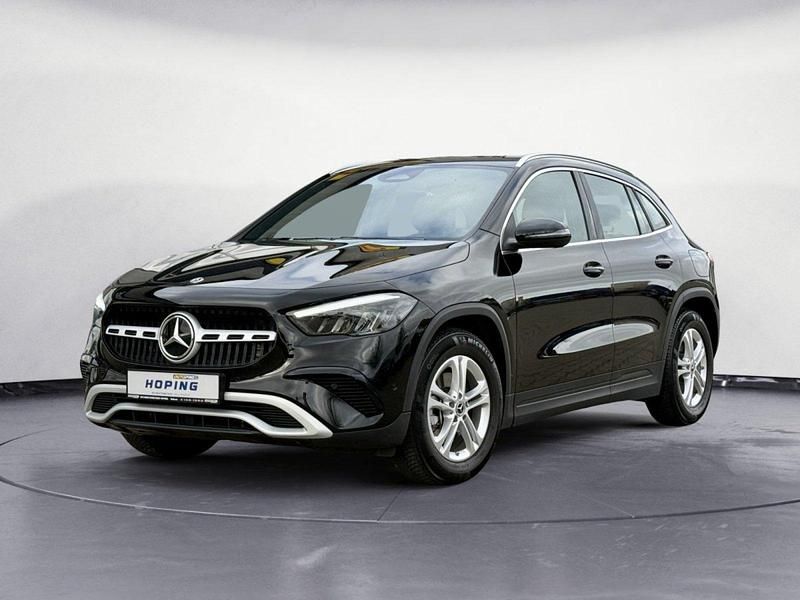 Gebraucht Mercedes GLA200 Advanced 163 PS (119 kW) 2024 Nachtschwarz  unilack SUV