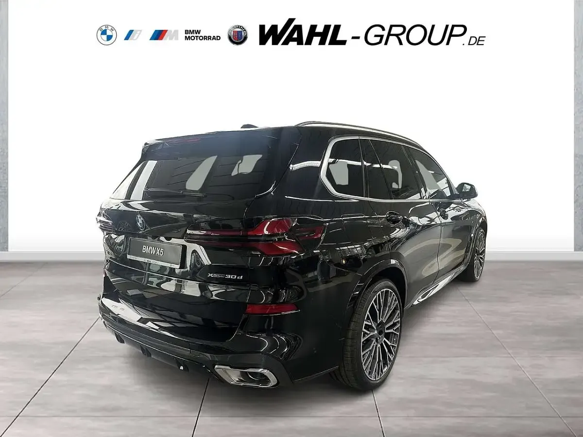 Gebraucht BMW X5 M Sport 298 PS (219 kW) 2026 Saphirschwarz SUV