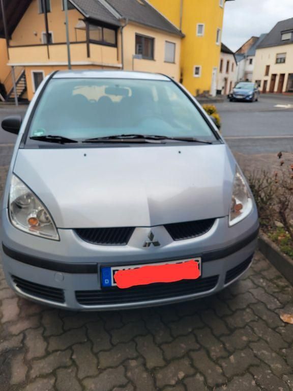 Gebraucht Mitsubishi Colt Inform 95 PS (69 kW) 2005 Grau Kleinwagen