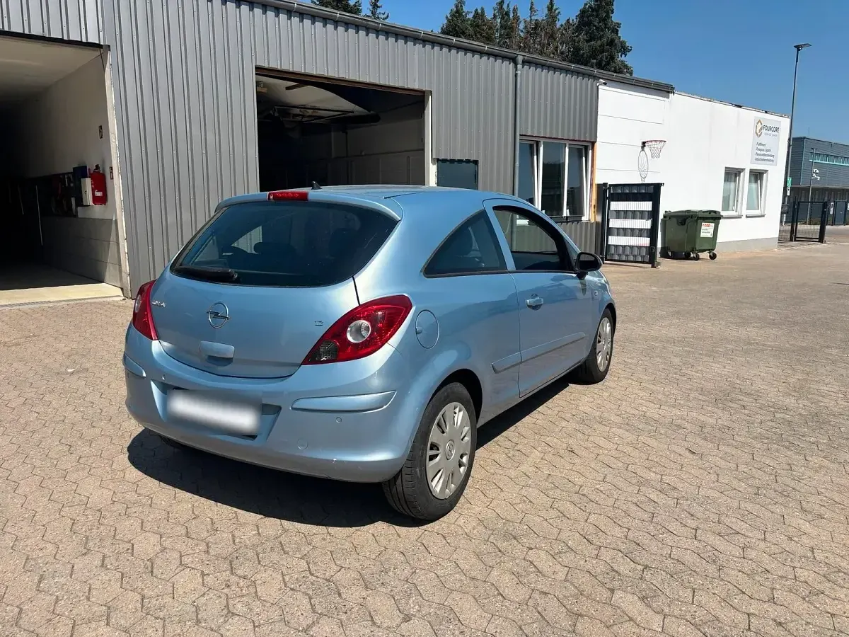 Gebraucht Opel Corsa 80 PS (58 kW) 2007 Blau Kleinwagen