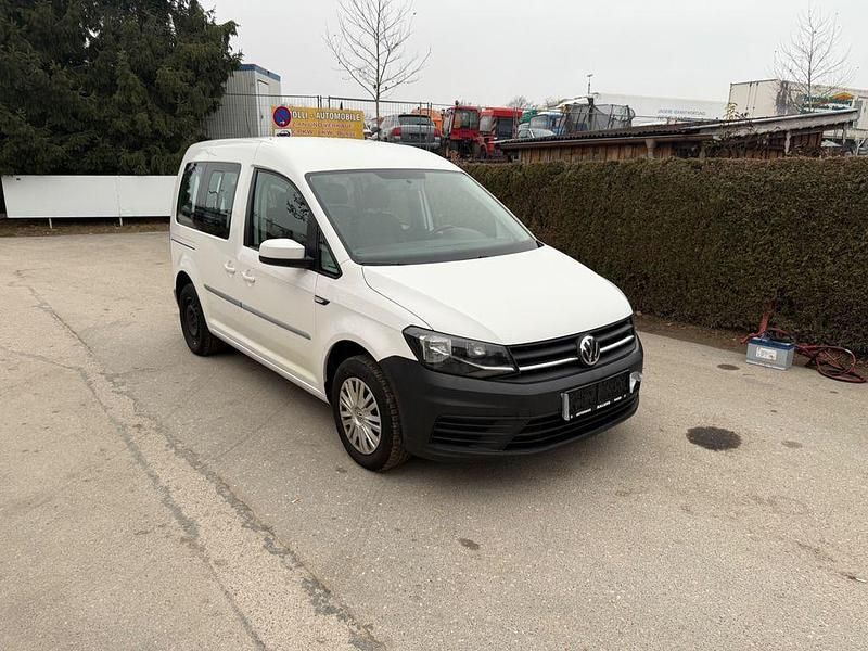 Gebraucht VW Caddy Trendline 102 PS (75 kW) 2016 Weiß Van / Kleinbus