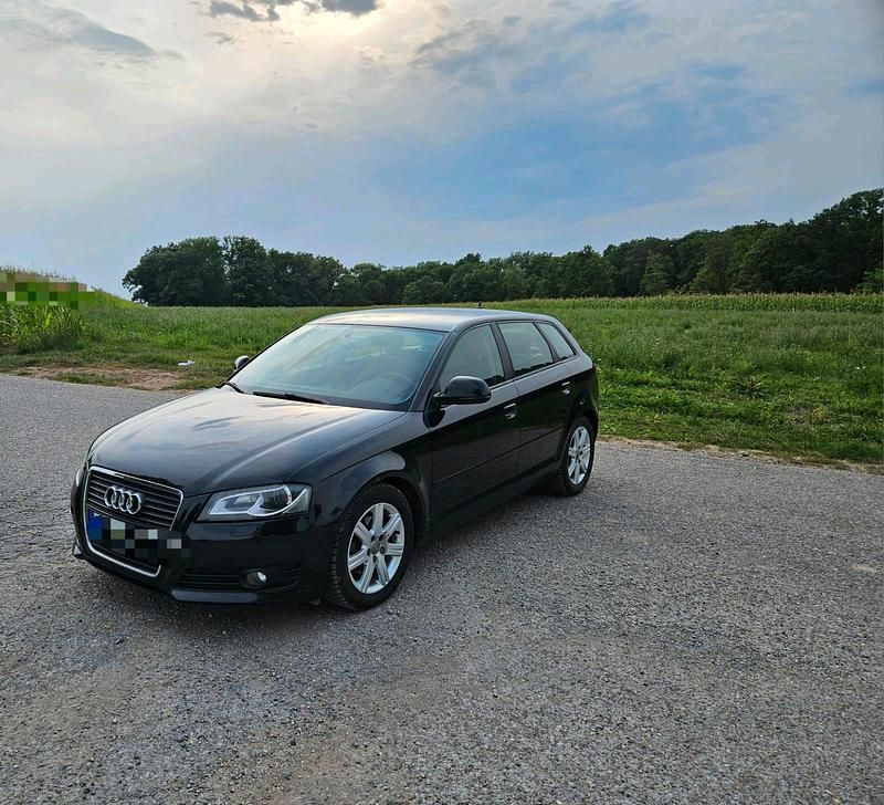 Schwarz Gebraucht 2009 Audi A3 Kombi | 3.500 € (Guter Preis) - Bild 1/4