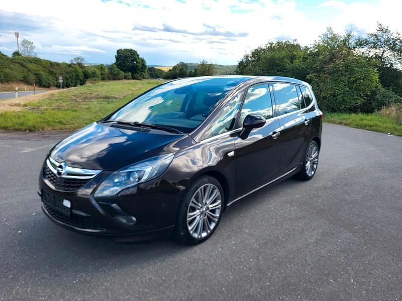 Gebraucht Opel Zafira Tourer OPC 165 PS (121 kW) 2011 Braun Van / Kleinbus