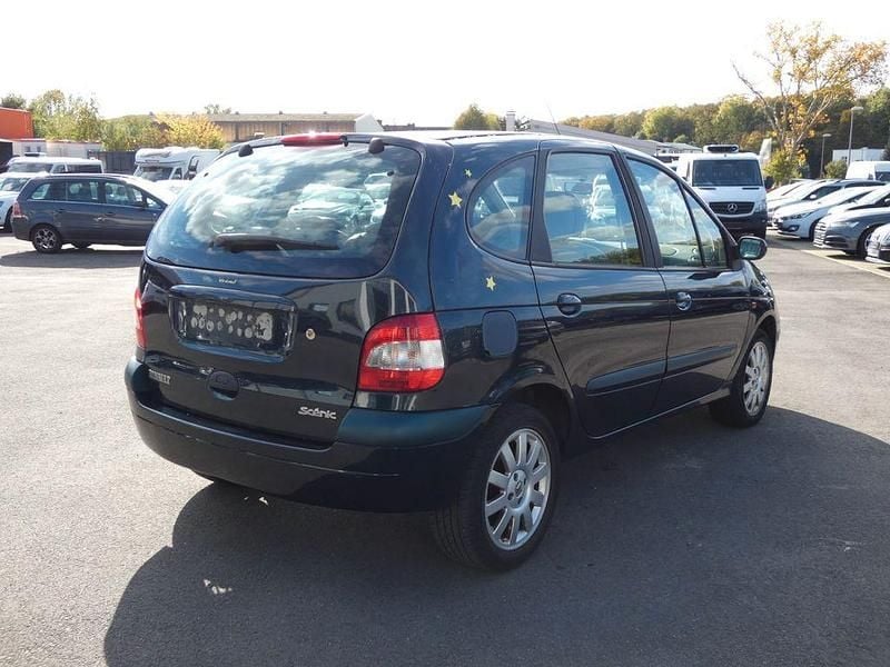 Gebraucht Renault Scénic 139 PS (102 kW) 2003 Grün Van / Kleinbus