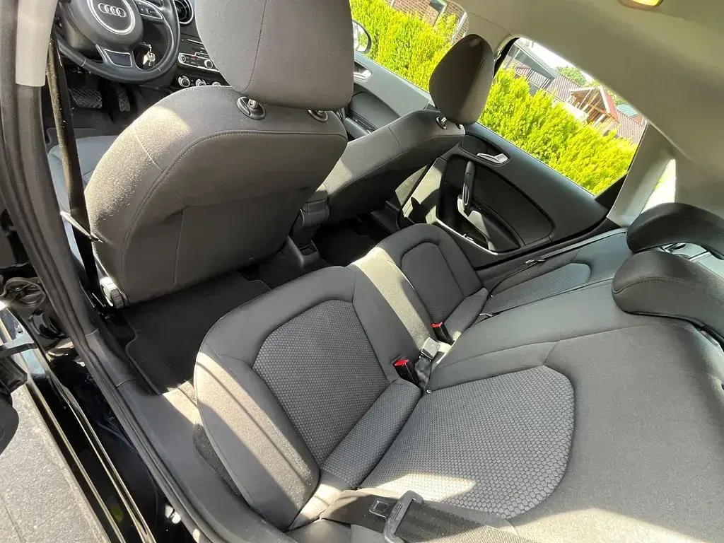 Gebraucht Audi A1 90 PS (66 kW) 2017 Schwarz Kleinwagen