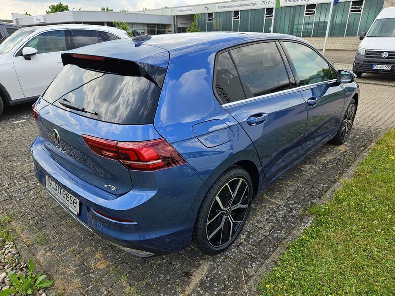 Gebraucht VW Golf VIII Edition 150 PS (110 kW) 2024 Blau Limousine