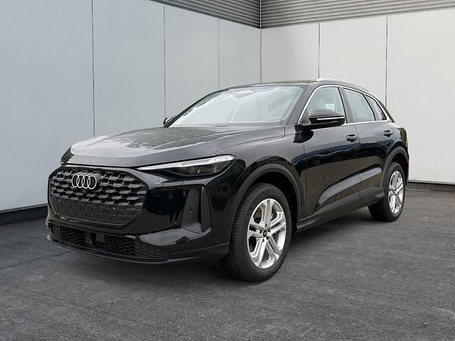 Mythosschwarz metallic/schwarz Neu 2025 Audi Q5 Comfort SUV | 54.930 € (Superpreis) - Bild 1/4