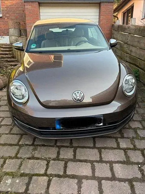 Używany VW Beetle S 105 KM (77 kW) 2013 Brązowy Hatchback