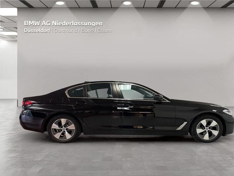 Gebraucht BMW 520 184 PS (135 kW) 2023 Schwarz Limousine