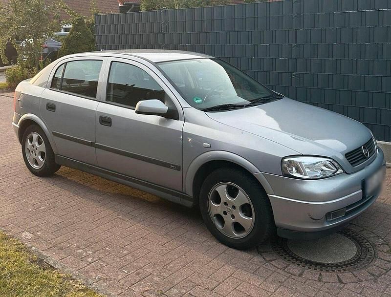Usata Opel Astra 2000 Grigio Berlina