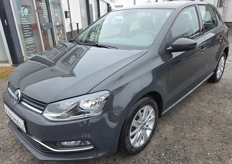 Gebraucht VW Polo 90 PS (66 kW) 2016 Grau Limousine
