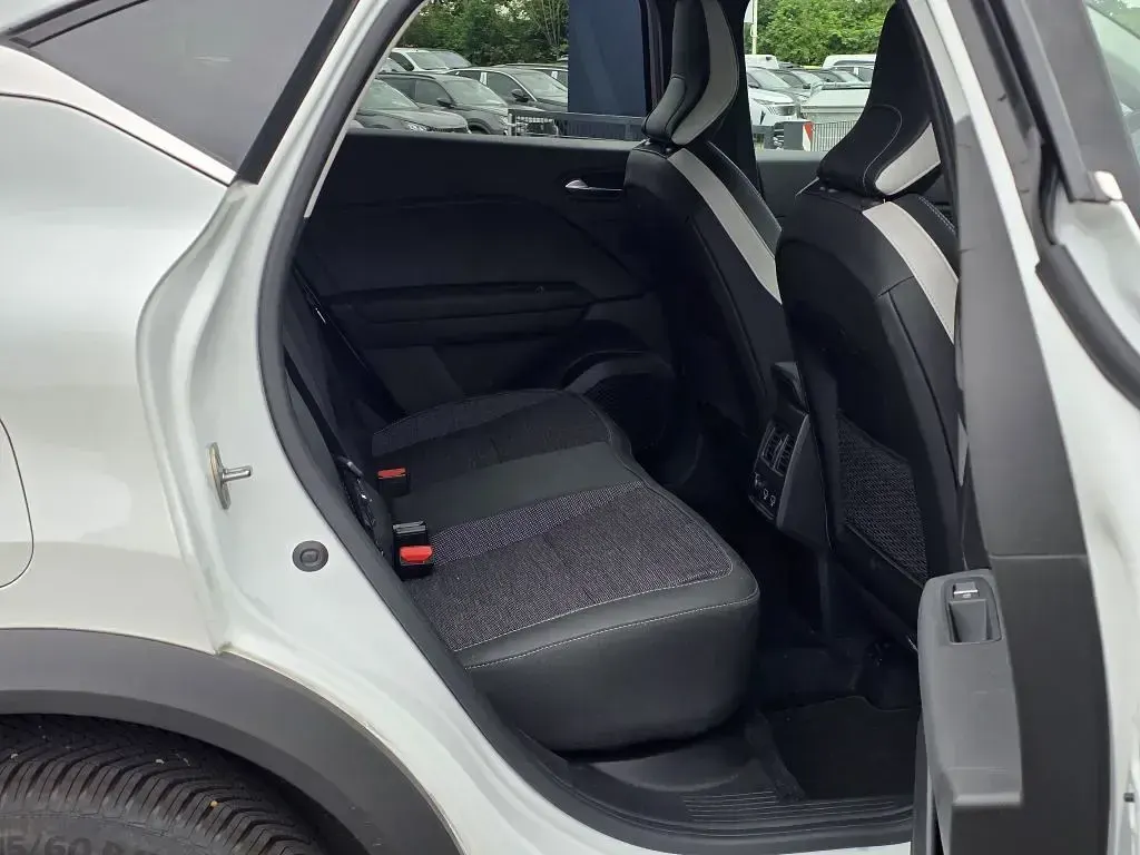 Brugt Renault Captur Techno 140 HK (102 kW) 2024 Lilla SUV